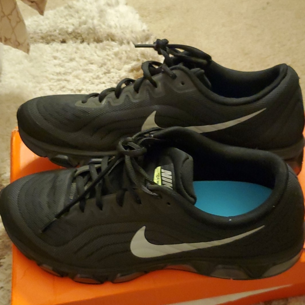 Maxair nike tailwind 6